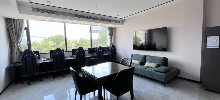 爱电竞酒店(黄石湖北师范大学店)图片