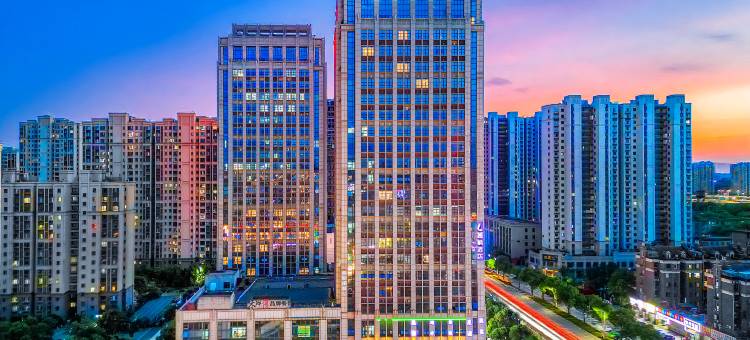 麗枫酒店(南昌青云谱区深圳农贸市场店)图片