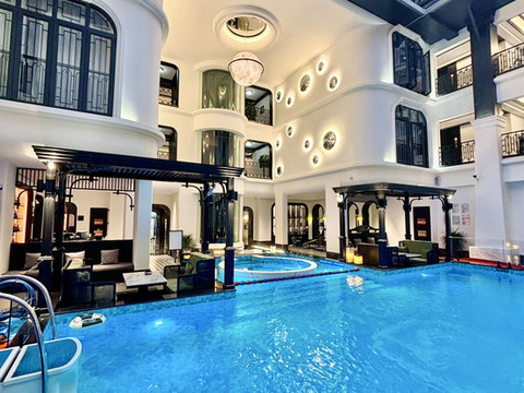 西双版纳景洪澜泊设计师酒店(告庄星光夜市店)