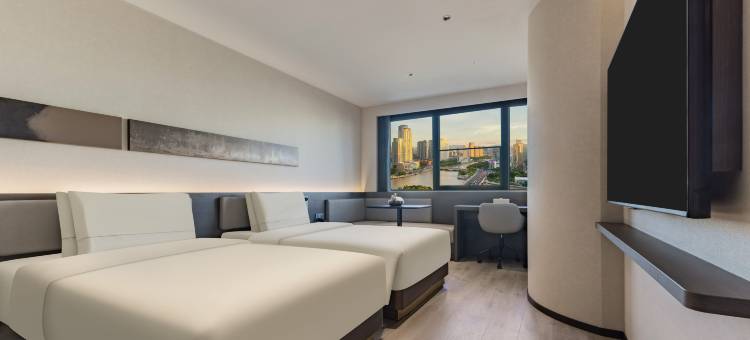 宁波老外滩美术馆亚朵酒店图片