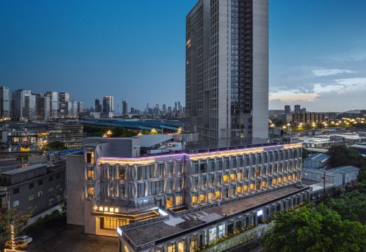 瑰遇酒店（广州奥体中心鱼珠地铁站店）外景图