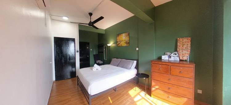 18pax GFloor 4R4B Dual-Key DOORSTEP PRIVATE BEACH, WATERSPORT, POOL, BBQ SET, WIFI图片
