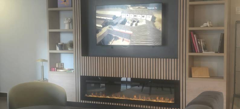 蒙彼利埃东部米雷纳尔康铂酒店(Hotel Campanile Prime - Montpellier Est Le Millenaire)图片