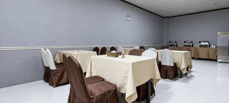 喆·啡酒店(西双版纳景洪泼水广场江边夜市店)图片