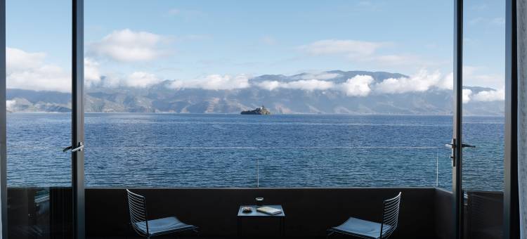 泸沽湖凿见酒店图片