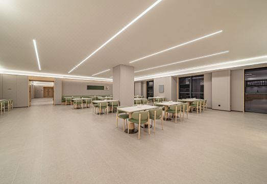 Quanjij Hotel (Xi'an Textile City Banqiao Ecological Wetland Park Branch)Hotel Overview