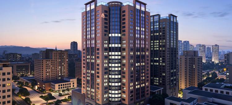 西安高新科技路地铁站亚朵酒店图片