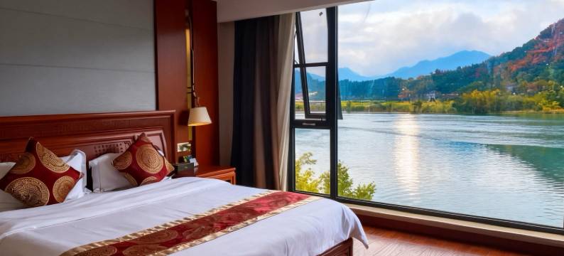 阆中滨江大酒店图片