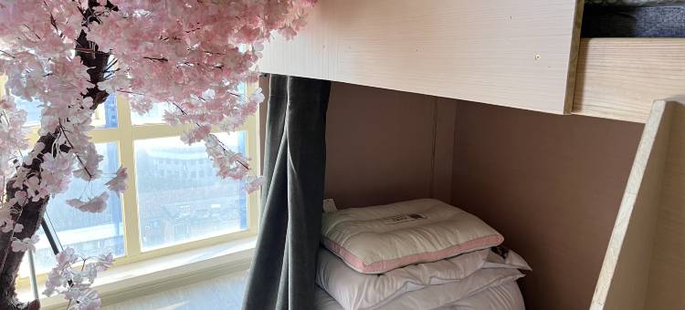 梨屋纯女生青年旅舍(万寿宫滕王阁店)图片