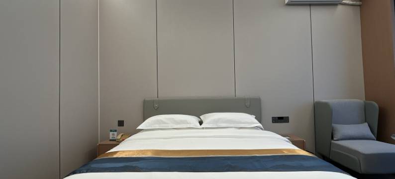 凡客居酒店(龙岩动车站中山路步行街店)图片