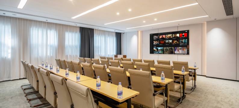 栢雅朵酒店(汕尾二马路美食街信利城市广场店)图片