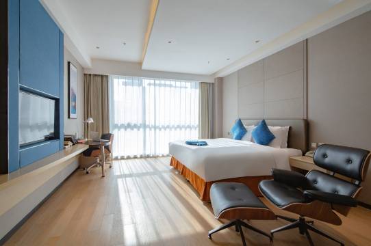 H水晶酒店(大连开发区金马路店)图片