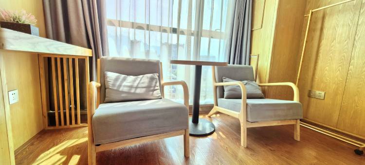 亿鸣民宿(张家界奥莱广场店)图片