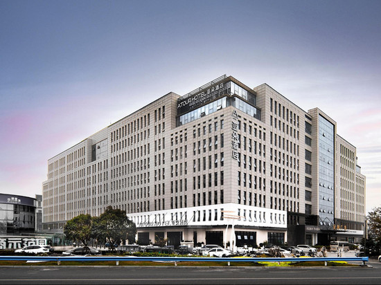 郑州新郑国际机场华夏大道亚朵酒店