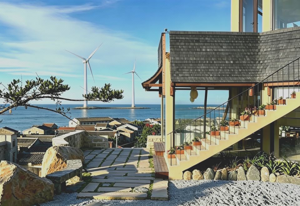 Left Bank Qinglan Sunrise Sea View Manor over view