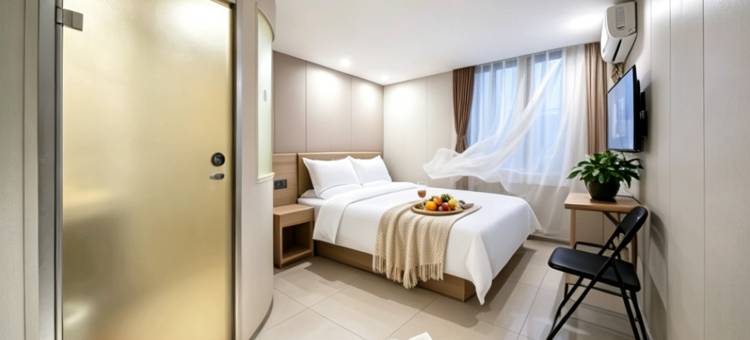重庆•易佰｜WARMWIPEWHLBATHMERGEMNIMALMOD酒店(观音桥地铁站店)图片