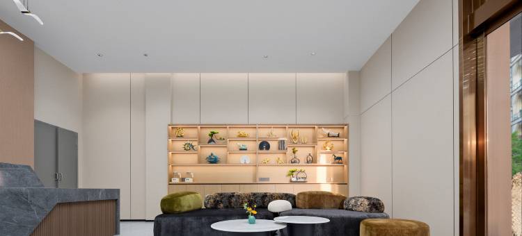 云上四季(安顺学院娄湖公园店)图片