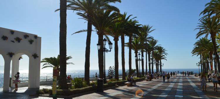 阿布里尔青年旅馆(ABRIL NERJA)图片