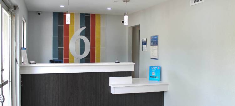 Motel 6 – 麦库姆, 密西西比州(Motel 6 - McComb, MS)图片