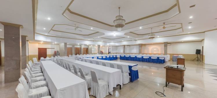 库宁岸Ayong Linggarjati Mitra红多兹酒店(Hotel Ayong Linggarjati Kuningan Mitra RedDoorz)图片