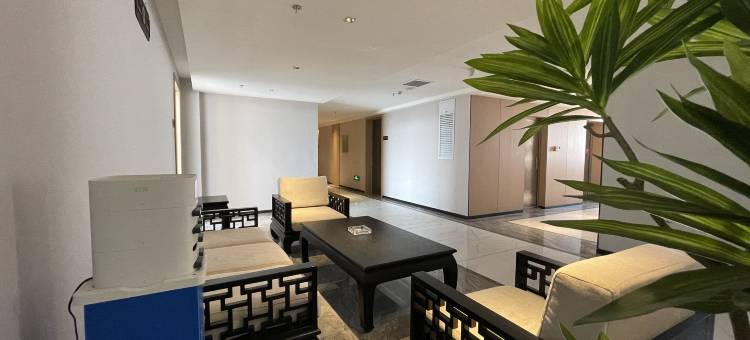 科左中旗成峰大酒店图片