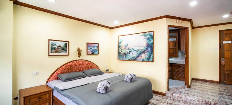 ZJ芭东海滩公寓酒店(ZJ Beach Residence)图片