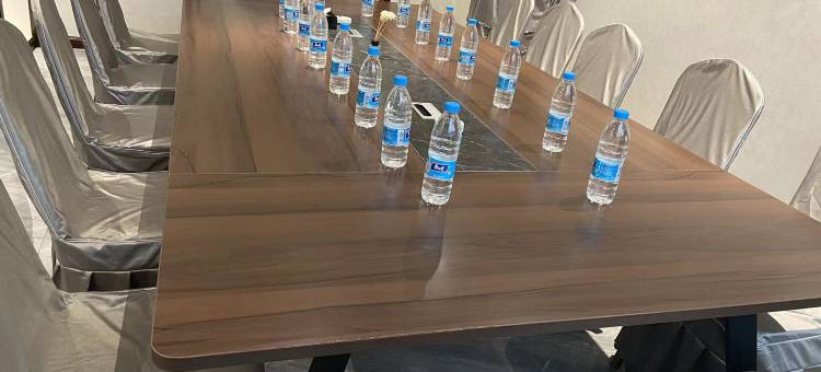 英九大酒店(英德汽车客运站)图片