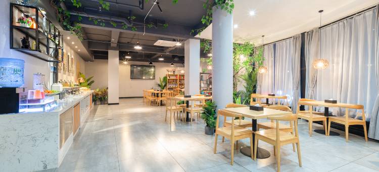 南宁广西大学动物园丽呈睿轩酒店图片