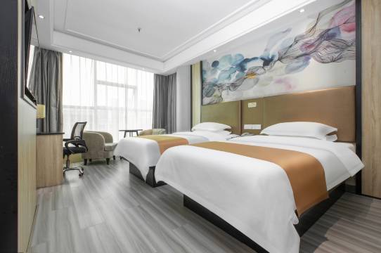 港汇大酒店(银泰百货公望街地铁站店)