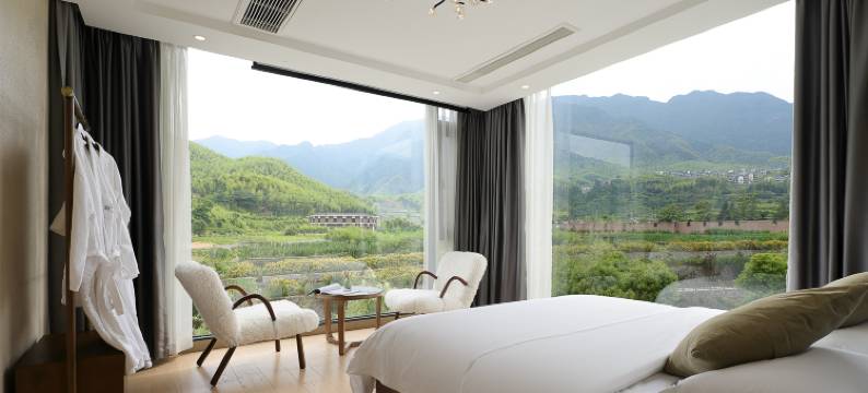 仟遇QIAN YU·温汤亲子美宿(云上草原滑雪熊猫部落店)图片