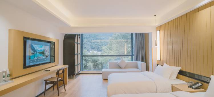 瑶里卧龙潭宾馆图片