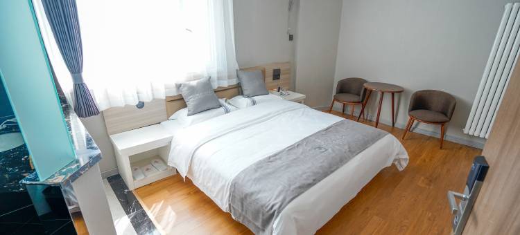 都市118连锁酒店(乡宁客运中心店)图片