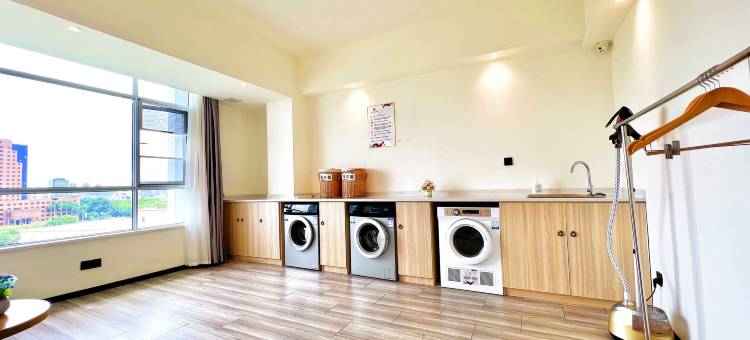 柏曼酒店(儋州那大夏日广场店)图片