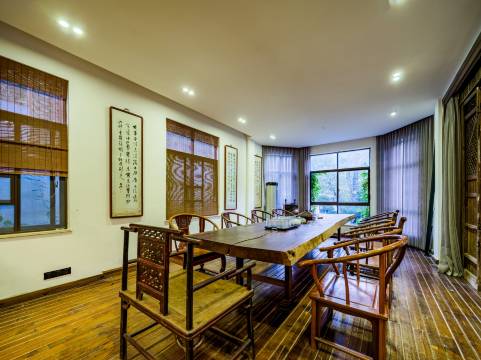 花筑·桃花坞别墅民宿(庐山西海风景名胜区店)图片