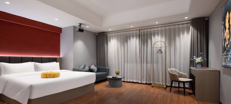 亚丁钻界大酒店(五一广场IFS国金中心店)图片