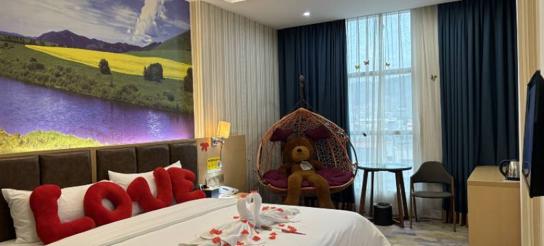 龙惠源酒店(惠州小金口高铁北站店)图片