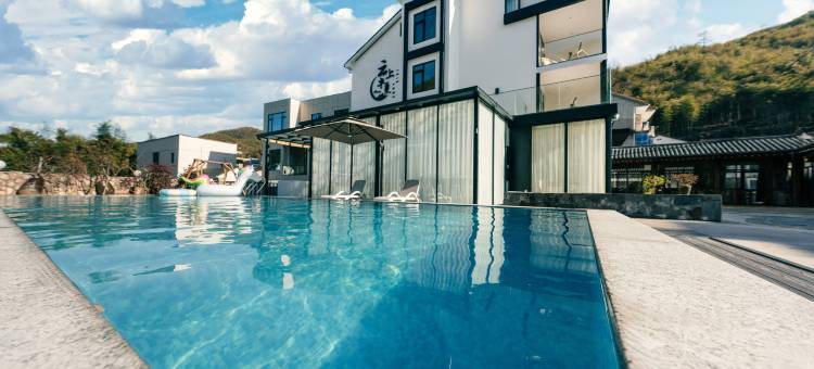 云上半夏·临溪望野·温泉亲子度假美宿(中国大竹海店)图片