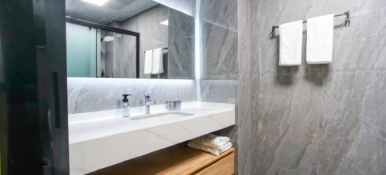 白月光·Meet the mountain·观山景度假民宿(天堂寨风景区店)图片