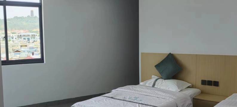 弥勒望湖温泉民宿(湖泉生态园店)图片