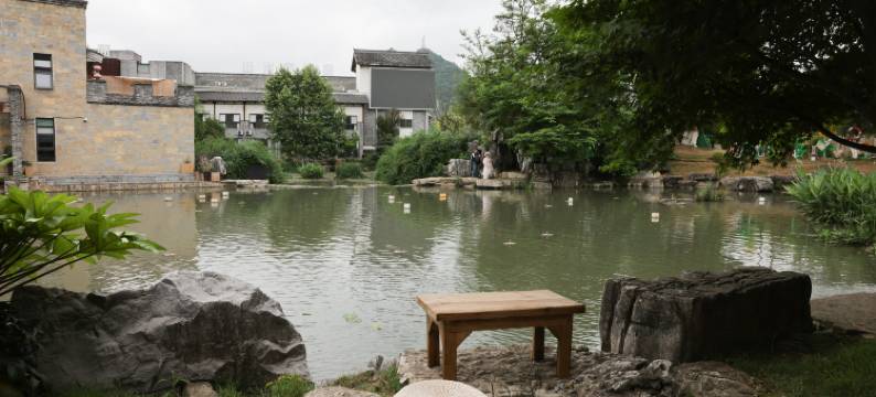 漫萱·湖光森屿OxyArtVilla度假美宿(青岩古镇店)图片