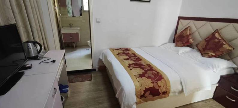 佛坪依山宾馆图片