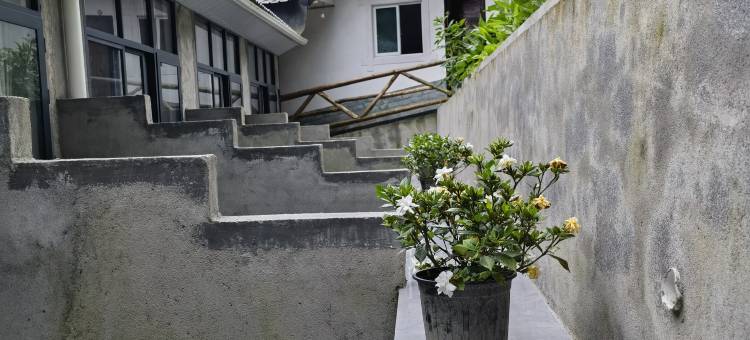 崇州市鸡冠山潭园休闲庄图片