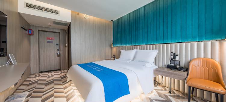 艺龙安云酒店(三门峡市政府店)图片