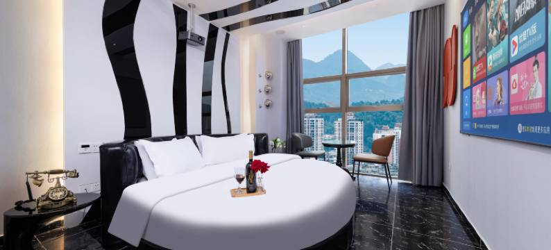 惠水天鹅高空智能酒店(县人民医院汽车站店)图片