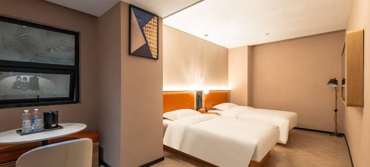 云绯酒店(杭州下沙高沙路地铁站店)图片