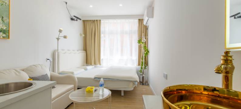 尘光民宿(夫子庙三山街地铁站店)图片