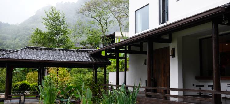 峨眉山晓山青野奢度假民宿图片