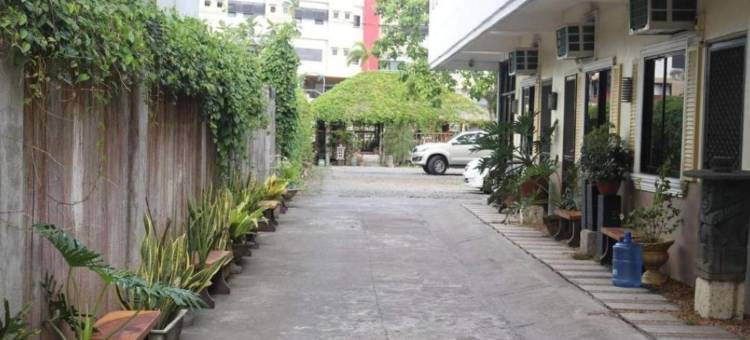 红多兹酒店-近那牙市科尔甘特桥(RedDoorz near Colgante Bridge Naga City)图片