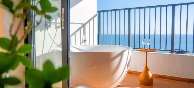 云岸海景美宿(保利金町湾店)图片