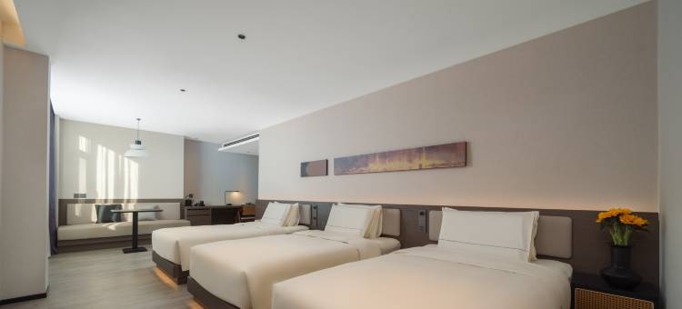 大连中山广场鲁迅路亚朵酒店图片